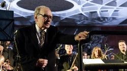 Morre o grande compositor Ennio Morricone aos 91 anos. Ravasi: expressava o inefável