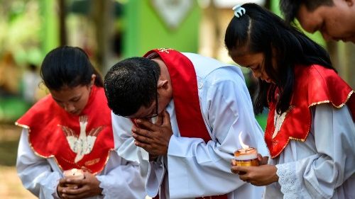 A tarefa dos leigos na Santa Liturgia