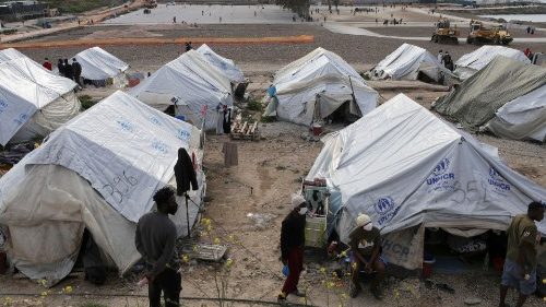 Lesbos, irmãs scalabrinianas ao lado de migrantes e refugiados