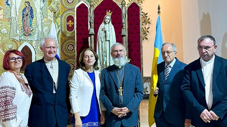 Vitório durante ato religioso - arquivo pessoal