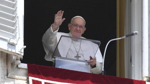 O Papa: Jesus está sempre conosco e intercede por nós junto ao Pai