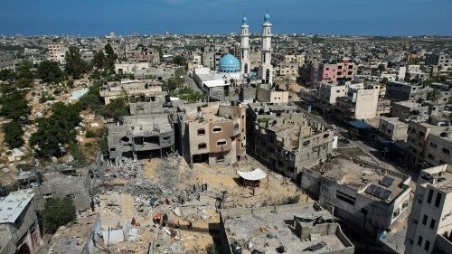 Trégua entre israelenses e palestinos continua. Passagens reabertas em parte