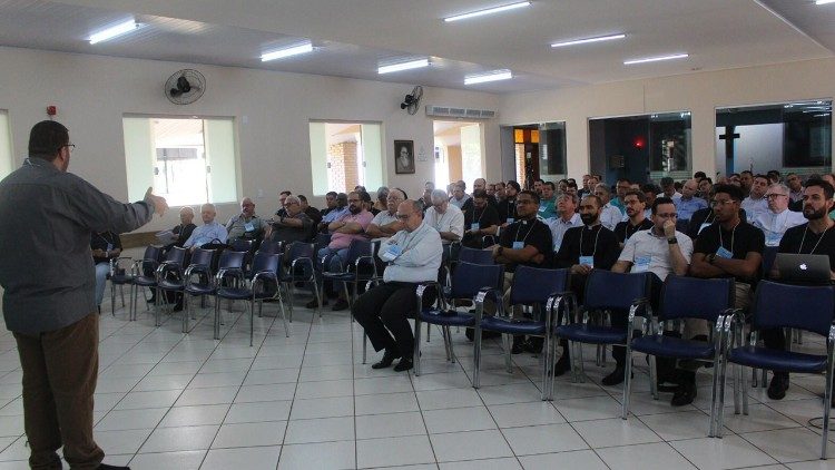 Dioceses se reúnem para fortalecer Fraternidade Presbiteral