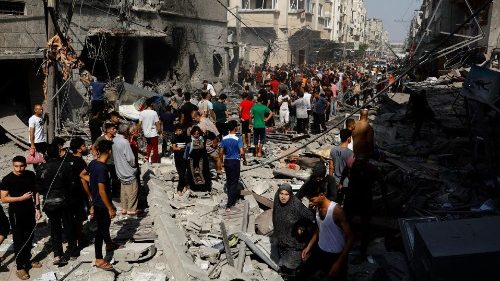 Save the Children: Faixa de Gaza, ao menos 2 mil crianças mortas por ataques aéreos