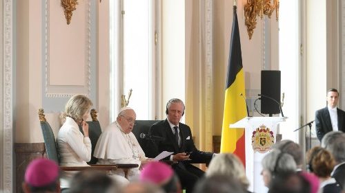 O Papa na Bélgica: paz e repúdio da guerra. O abuso na Igreja "é uma vergonha"