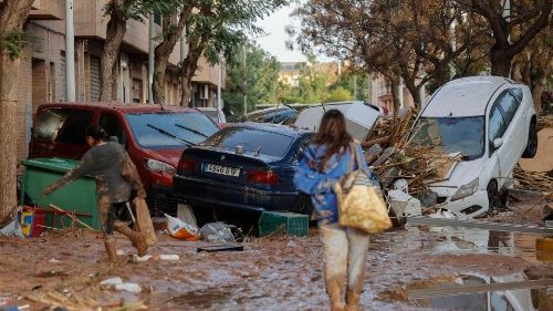 Mortos por inundações na Espanha passam de 100, incluindo crianças