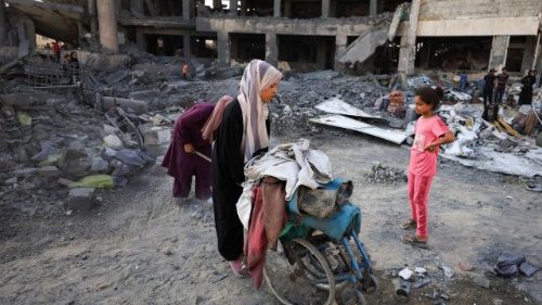 Gaza: mais mortos enquanto aguardam ajuda humanitária