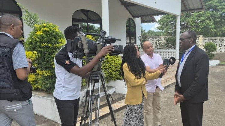 Entrevista ao P. Walter Ihejirika, presidente de SIGNIS África