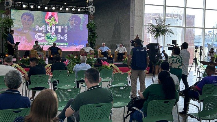 Coletiva de Imprensa do Muticom, em Manaus Coletiva de Imprensa do Muticom, em Manaus