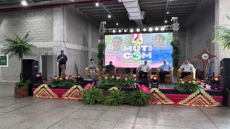 Coletiva de Imprensa do Muticom, em Manaus Coletiva de Imprensa do Muticom, em Manaus