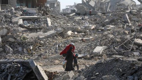 Terra Santa: Papa encoraja processo de paz depois de dois anos de morte e destruição