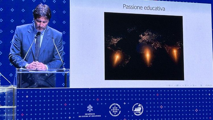 A participação de Antonello Maruotti A participação de Antonello Maruotti