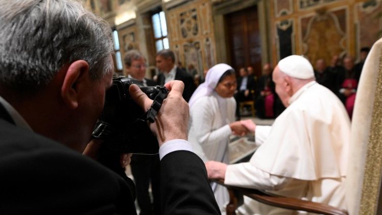 Francesco Sforza durante o seu trabalho com o Papa Francisco