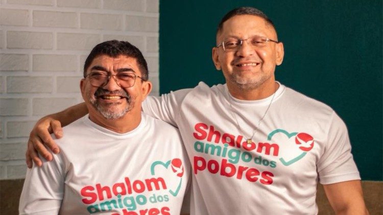 Os representantes da Comunidade Shalom no almoço com Papa Leão XIV no domingo (16/11) Os representantes da Comunidade Shalom no almoço com Papa Leão XIV no domingo (16/11)