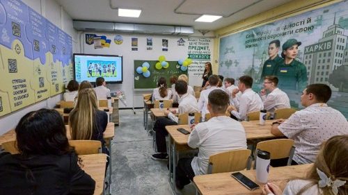 Ucrânia: crianças enfrentarão muitas dificuldades no quarto ano letivo sob a guerra