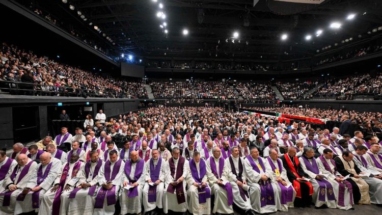 A Volkswagen Arena, inaugurada oficialmente em 2015, faz parte do complexo cultural Uniq de Instambul